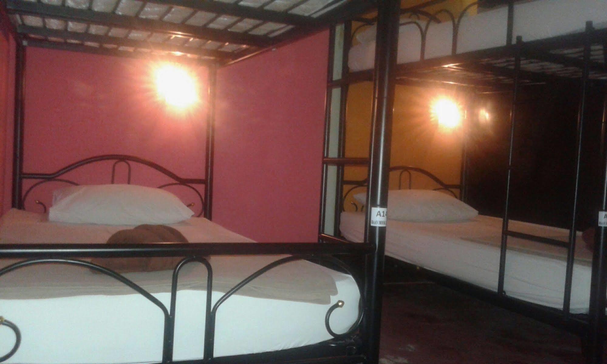 קו לנטה Baan Mook Anda Hostel מראה חיצוני תמונה
