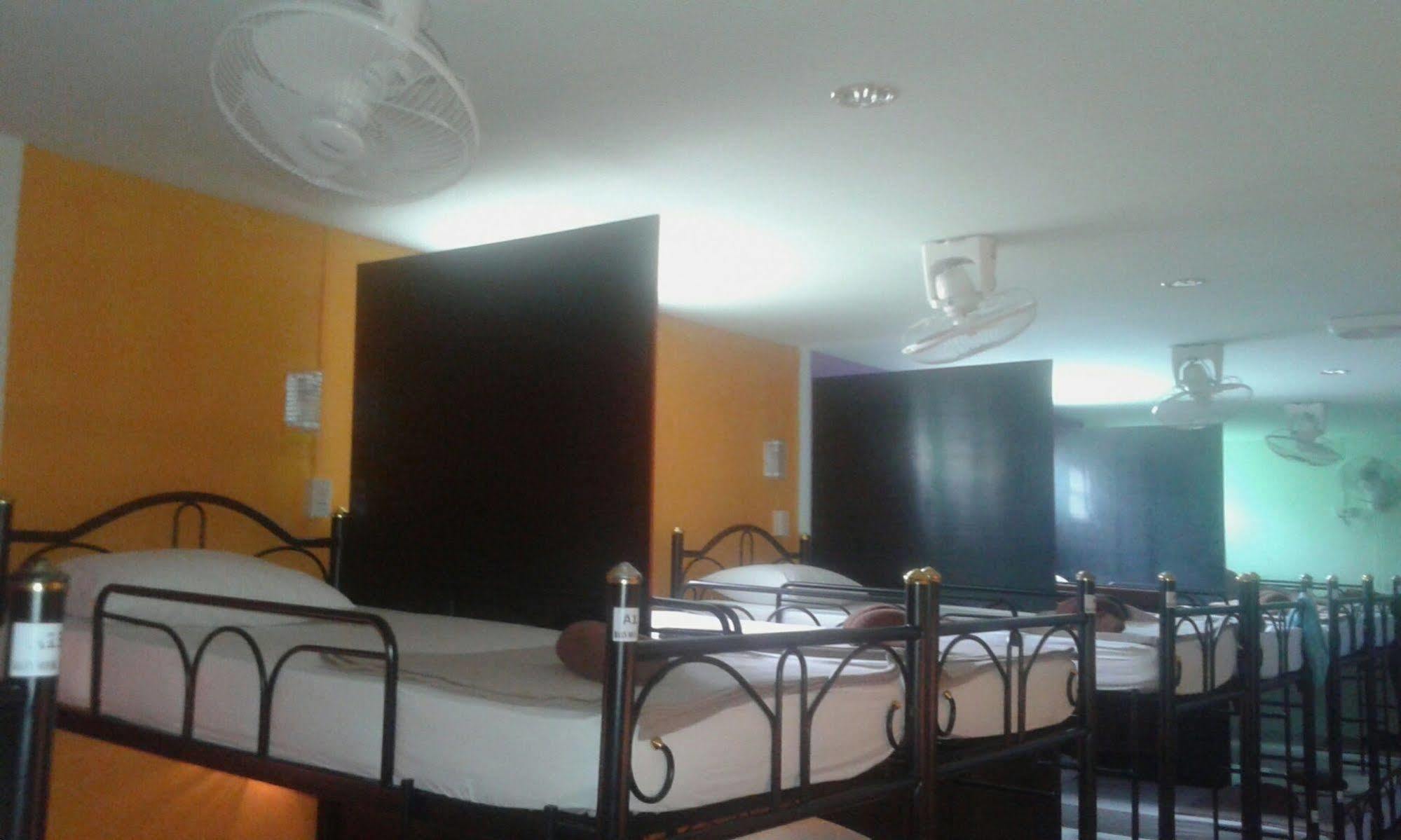 קו לנטה Baan Mook Anda Hostel מראה חיצוני תמונה