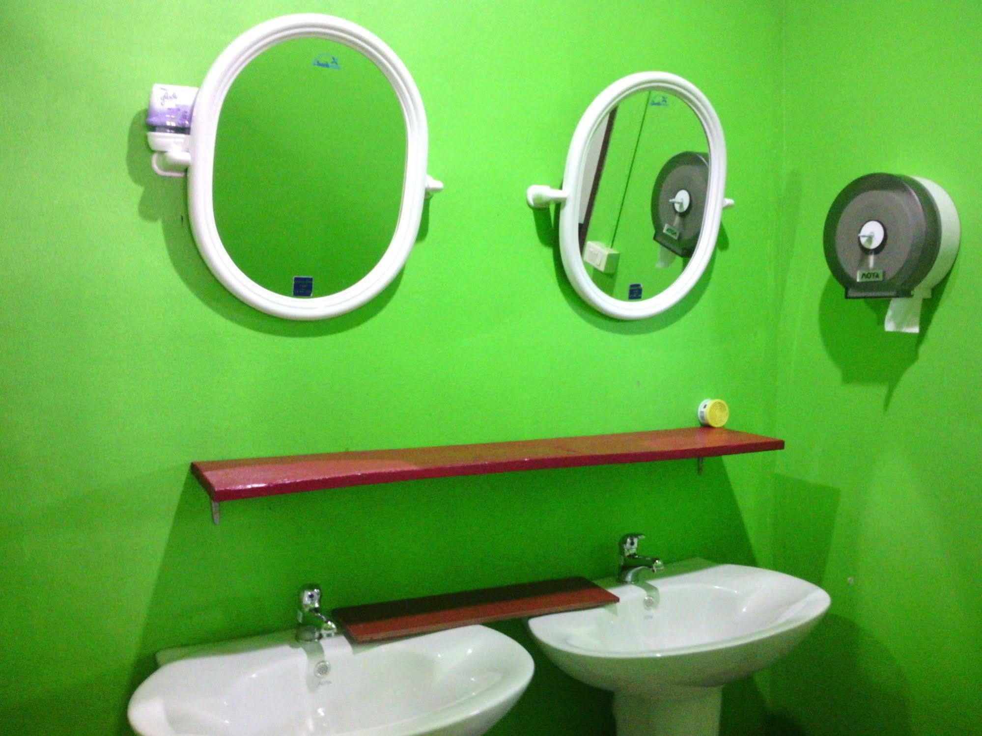 קו לנטה Baan Mook Anda Hostel מראה חיצוני תמונה